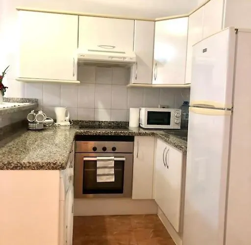 Near The Ocean In Puerto Santiago דירה