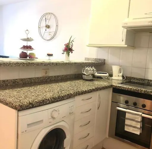 Near The Ocean In Puerto Santiago דירה *